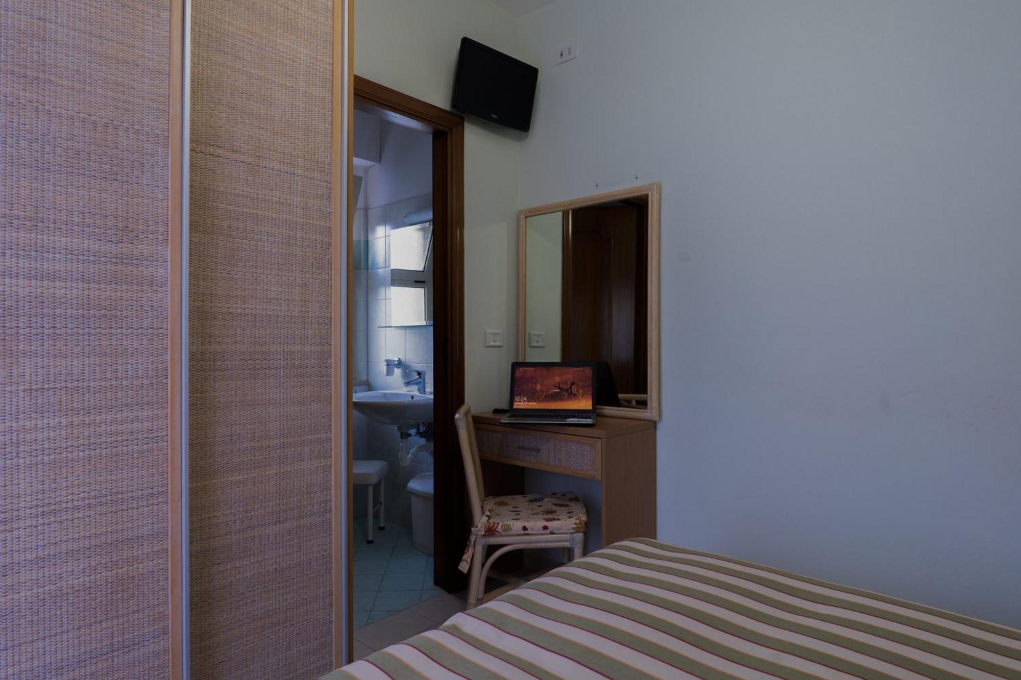 Hotel Jollino Pineto Exterior foto